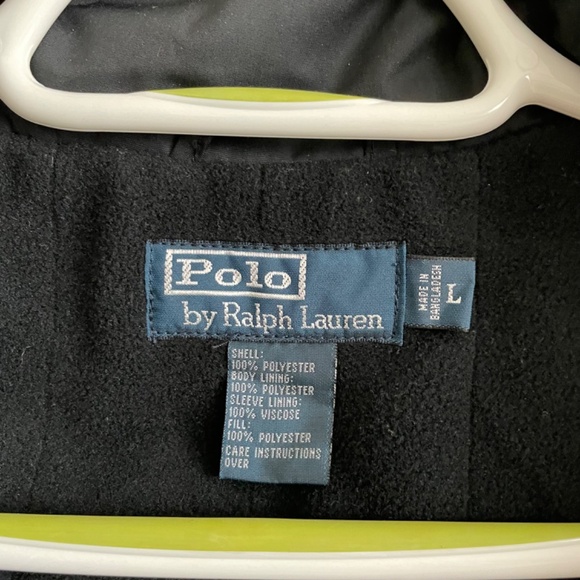 Polo Ralph Lauren Insulated Jacket Windbreaker with Stow Away Hood. - Picture 3 of 7